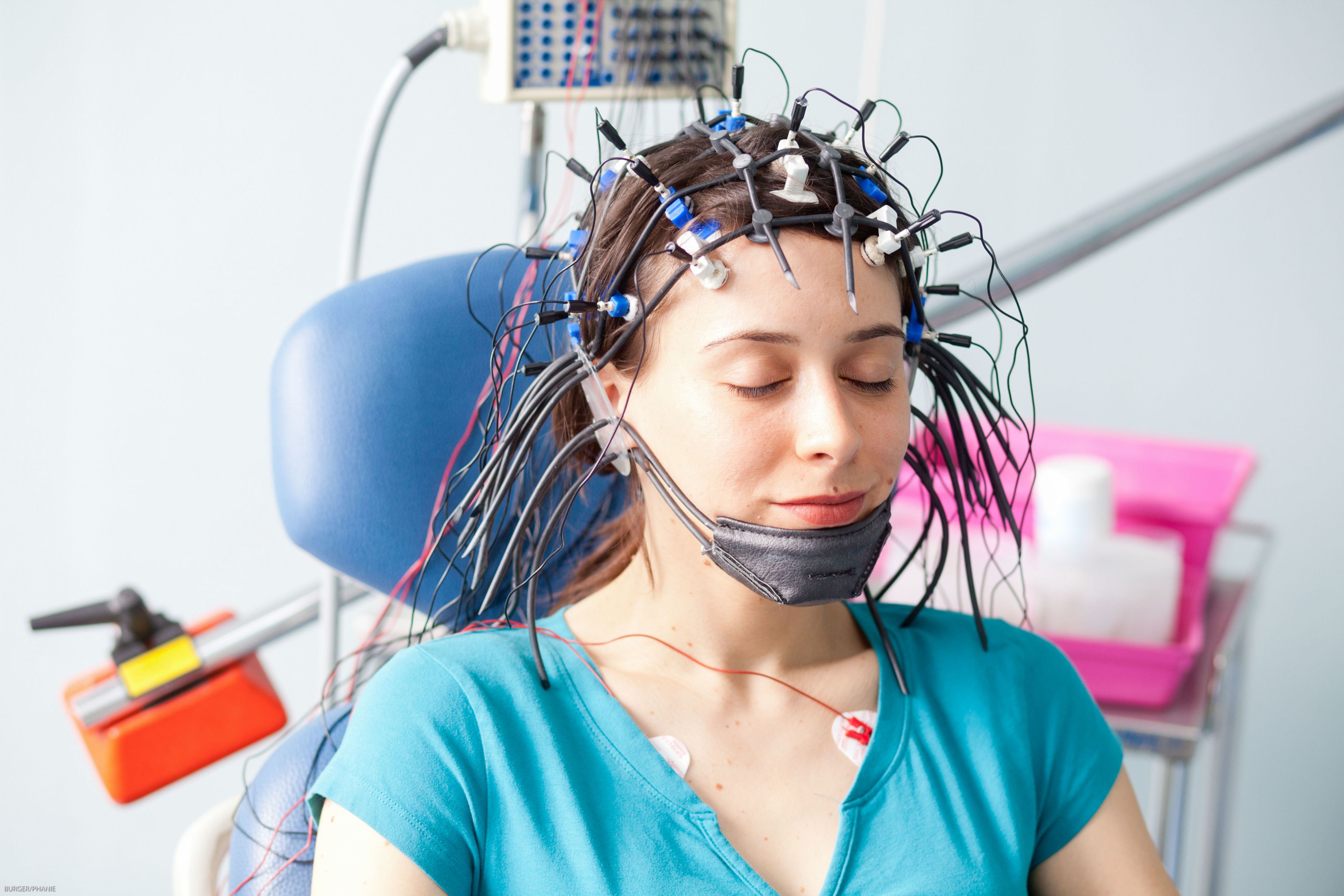 IOM 101 - Introduction to Electrodes, Electrode Placement and Application Method